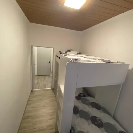 Apartamento Gemuetliche Ferien- Und Monteurwohnung Mit Kamin *